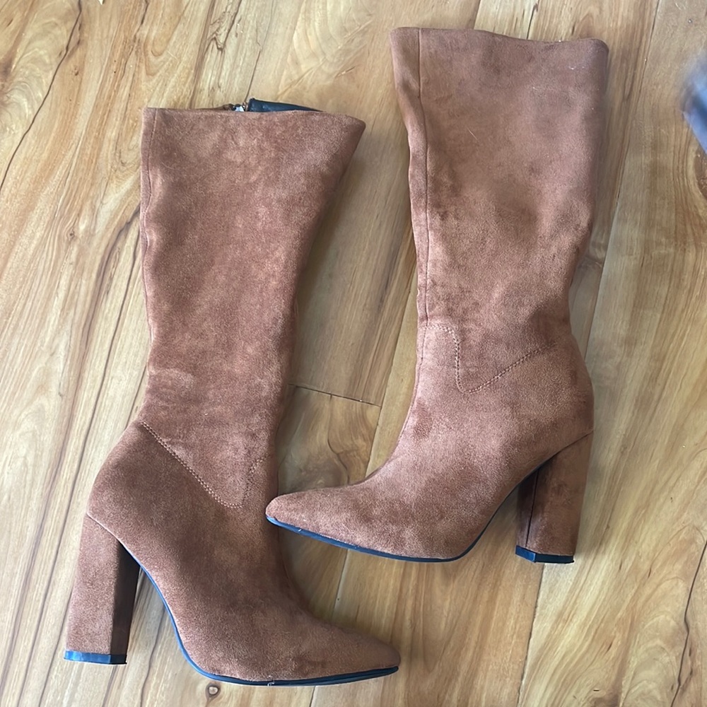 Suede Boots - Picture 2 of 5